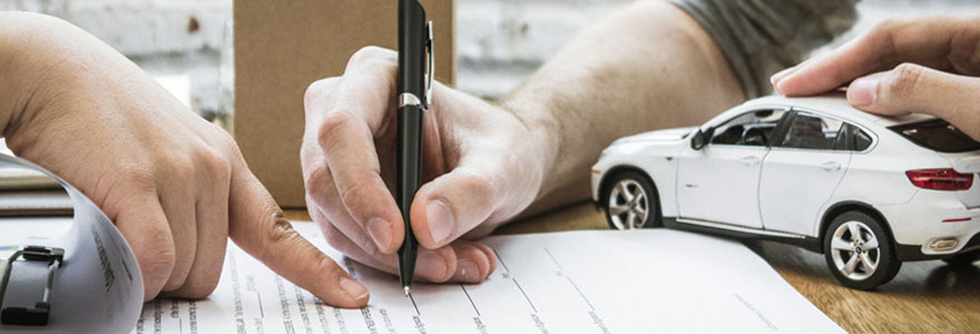 Trouvez le contrat d'assurance adapté pour votre auto